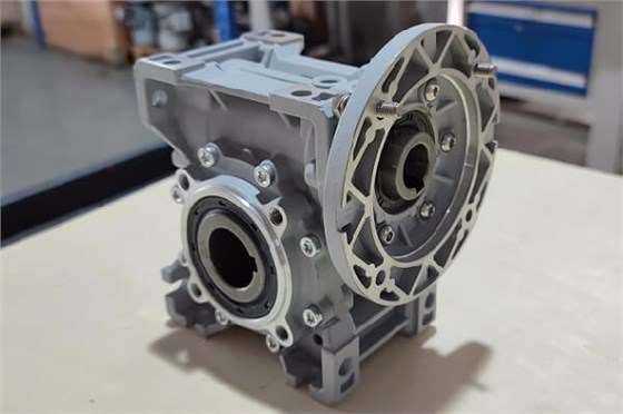 NMRV 帶電機接口蝸桿減速機.jpg NMRV 帶電機接口蝸桿減速機.jpg
