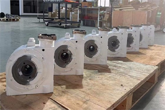 熱烈慶祝艾思捷耐高溫160°減速機(jī)批量下線 (3).jpg 熱烈慶祝艾思捷耐高溫160°減速機(jī)批量下線 (3).jpg