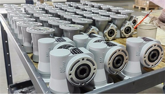 艾思捷生產的鋰電輸送專用減速機.jpg 艾思捷生產的鋰電輸送專用減速機.jpg