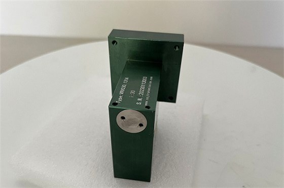 激光設(shè)備專用減速機(jī) 激光追蹤器減速機(jī) 激光設(shè)備用減速機(jī)(1).jpg 激光設(shè)備專用減速機(jī) 激光追蹤器減速機(jī) 激光設(shè)備用減速機(jī)(1).jpg