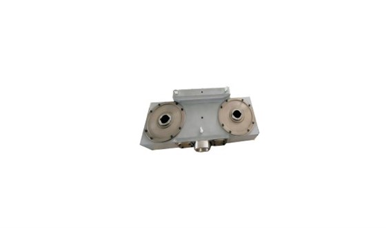 Rr系列冶金行業(yè)用減速機 (2).jpg Rr系列冶金行業(yè)用減速機 (2).jpg